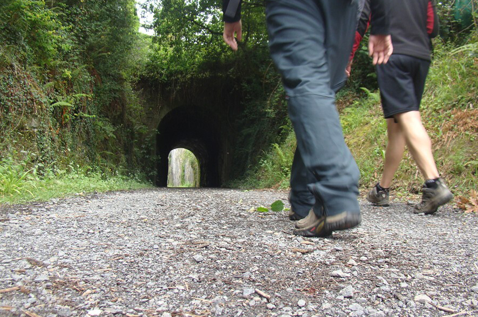 Hi-Tec colabora con la Fundación de los Ferrocarriles Españoles en el Día Nacional de las Vías Verdes 2019