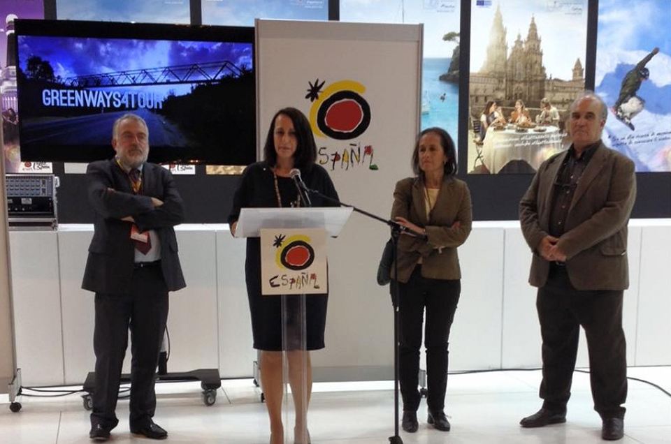 Presentación de Vías Verdes en el Stand de Turespaña. FITUR