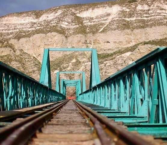 Puente ferroviario histrico de La Poveda 