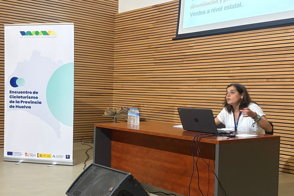 El cicloturismo gana impulso en Huelva con el II Encuentro Provincial “Vías Verdes y Promoción” y otras acciones en Andalucía