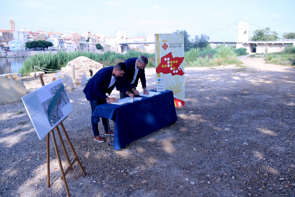 El Carrilet de la Cava conectará con el Camino Natural Vía Verde Val de Zafan por el puente colgante de Amposta (Tarragona)