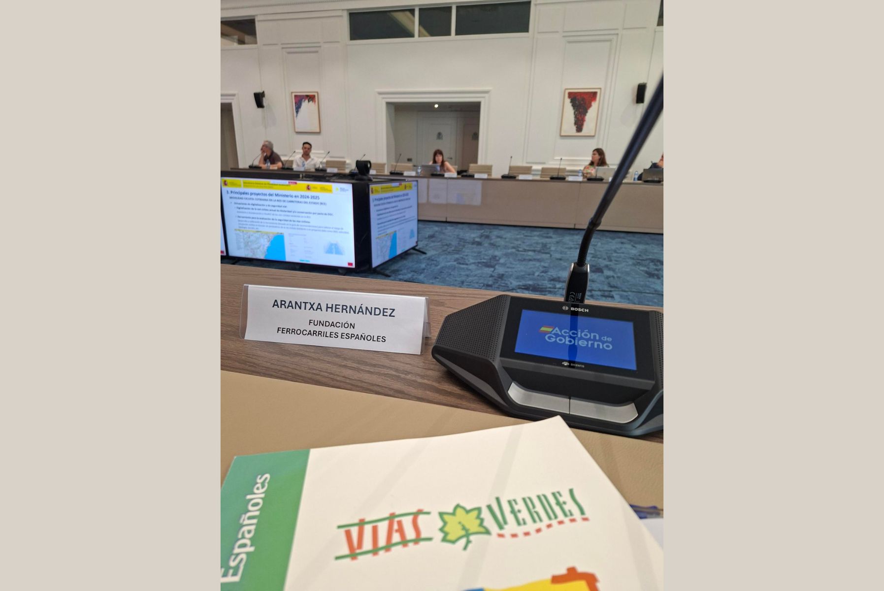 La Fundación de los Ferrocarriles participa en la reunión Interministerial de la bicicleta y en el curso organizado por RedBici en la prestigiosa Universidad Internacional Menéndez Pelayo en Santander